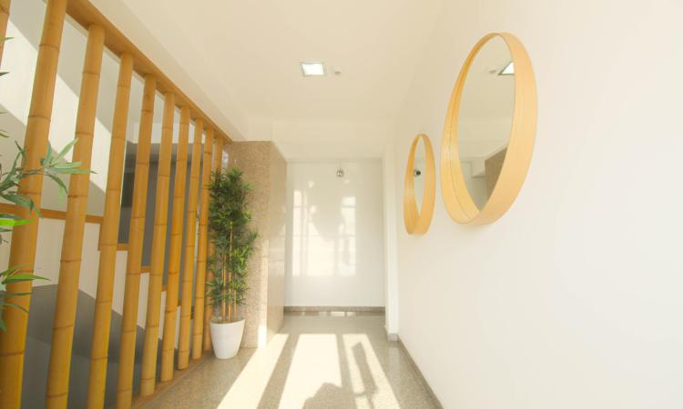 2 elegant rooms - terrace - lake view - Pipera