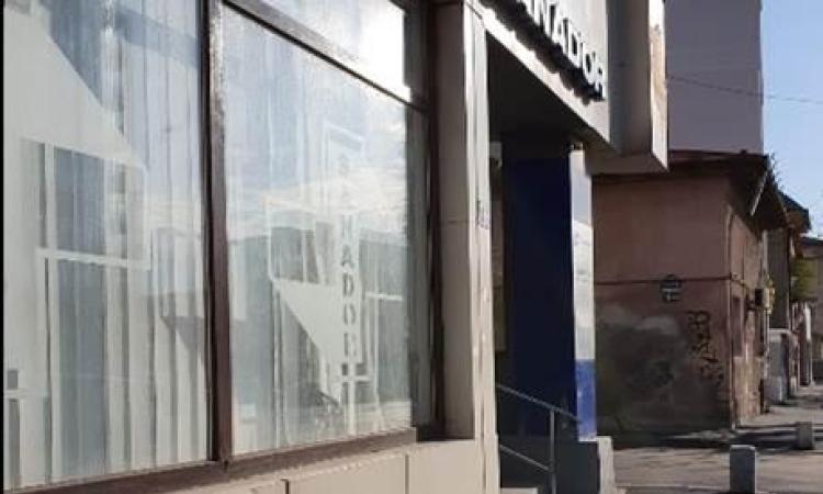 Office and commercial building for sale - Guaranteed investment (the tenants are paying 9400 euro / month)