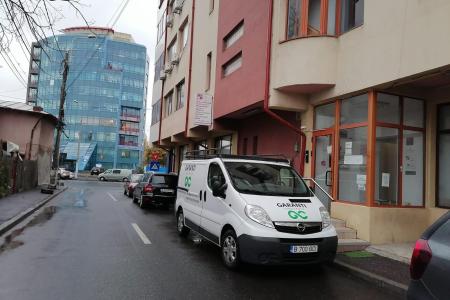 Office and commercial building for sale - Guaranteed investment (the tenants are paying 9400 euro / month)
