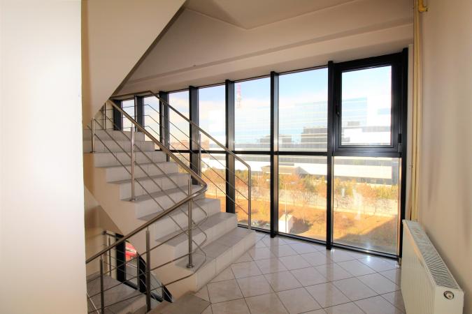 Apartament 3 camere - Baneasa - 90mp - garaj - centrala proprie