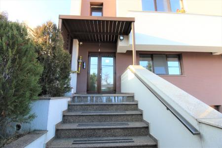 3 camere lux - parcare subterana - Metrou Straulesti - Sisesti