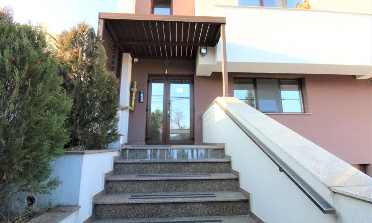 3 camere lux - parcare subterana - Metrou Straulesti - Sisesti