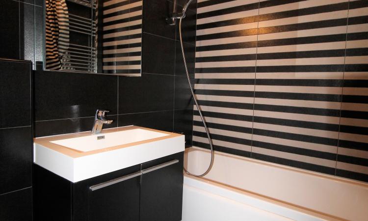 Apartament 3 camere - 151 mp - 2 terase - 2 bai - loc parcare subteran