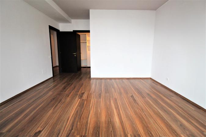 Apartament 3 camere - 151 mp  - 2 terase - 2 bai - loc parcare subteran