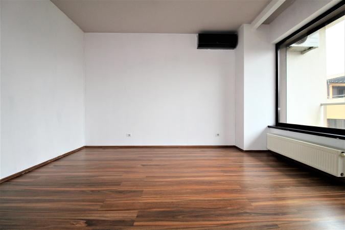 Apartament 3 camere - 151 mp  - 2 terase - 2 bai - loc parcare subteran