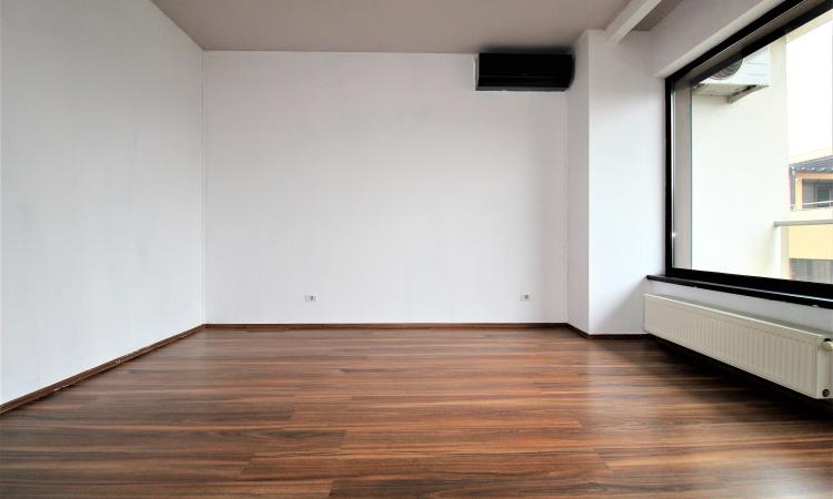 Apartament 3 camere - 151 mp - 2 terase - 2 bai - loc parcare subteran