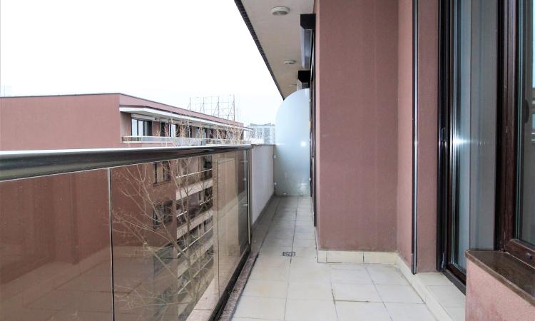 Apartament 3 camere - 151 mp - 2 terase - 2 bai - loc parcare subteran