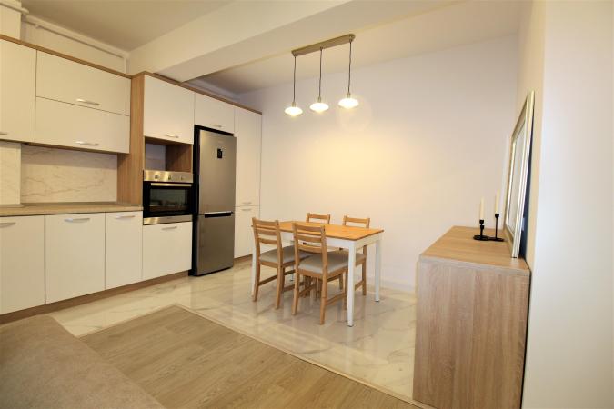 Apartament 2 camere-Sisesti-loc parcare - curte comuna mare