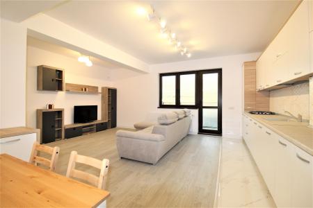 Apartament 2 camere-Sisesti-loc parcare - curte comuna mare