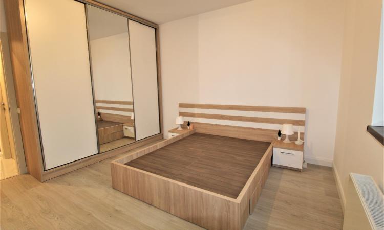 Apartament 2 camere-Sisesti-loc parcare - curte comuna mare