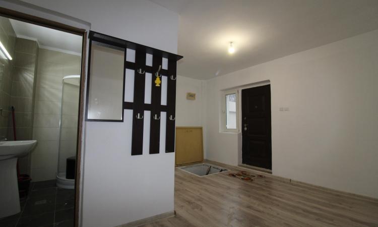 Vila individuala 5 camere de vanzare in Baneasa - Teisani.