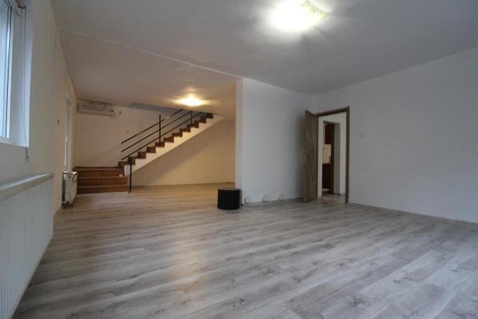 Vila individuala 5 camere de vanzare in Baneasa - Teisani.