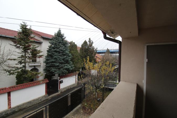 Vila individuala 5 camere de vanzare in Baneasa - Teisani.