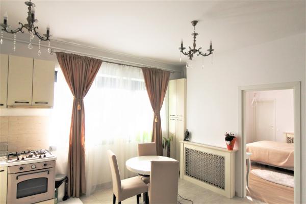 2 camere - Marriott , zona linistita,  bloc nou - 2 bai