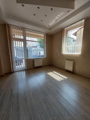 Vanzare Vilă cu 4 nivele Vatra Luminoasa, 9 camere , Bucuresti