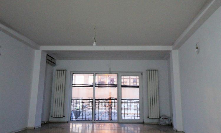 Vanzare Vilă cu 4 nivele Vatra Luminoasa, 9 camere , Bucuresti