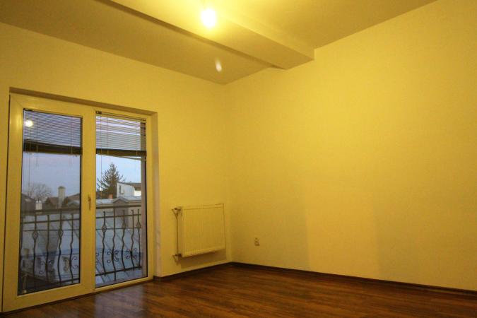 Vanzare Vilă cu 4 nivele Vatra Luminoasa, 9 camere , Bucuresti