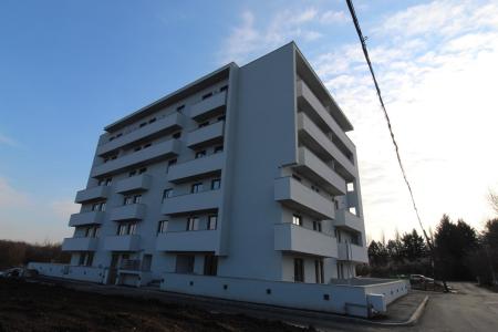 2 camere cu 2 bai si o mica gradina, comision 0%