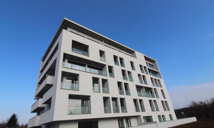 2 camere, 2 bai , cu vedere directa spre Padurea Baneasa-comision 0%