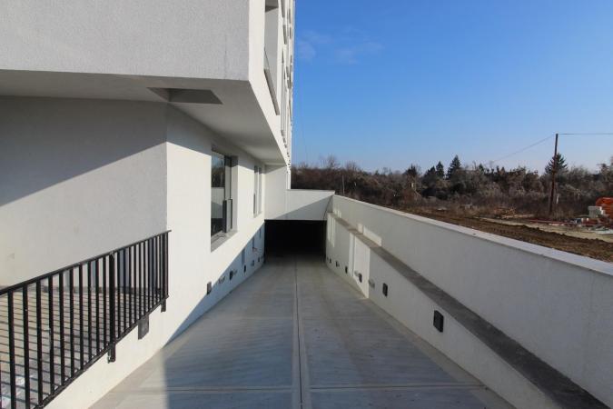 2 camere, 2 bai , cu vedere directa spre Padurea Baneasa-comision 0%