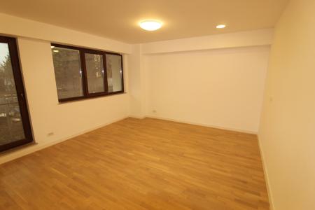 2 camere Jandarmeriei - langa Stejarii , prima inchiriere
