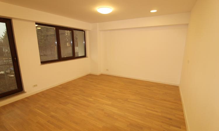 2 camere Jandarmeriei - langa Stejarii , prima inchiriere