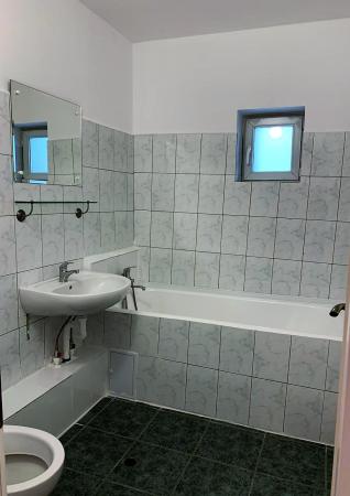 Închiriere apartament 3 camere, Baneasa