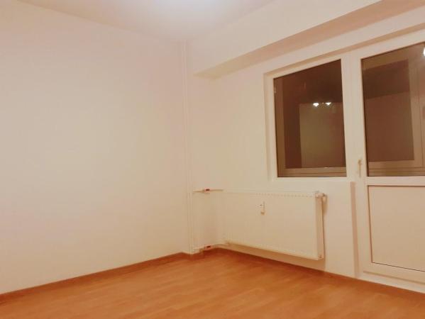 Închiriere apartament 3 camere, Baneasa