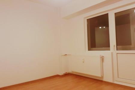 Închiriere apartament 3 camere, Baneasa