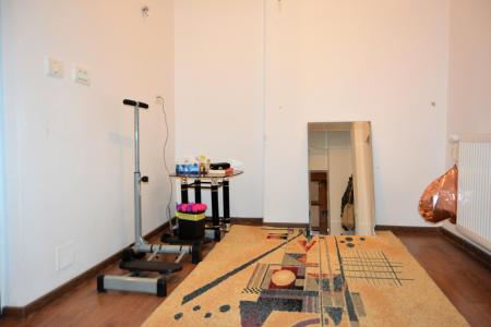 Apartament 2 camere cu curte comună, zona Icoanei