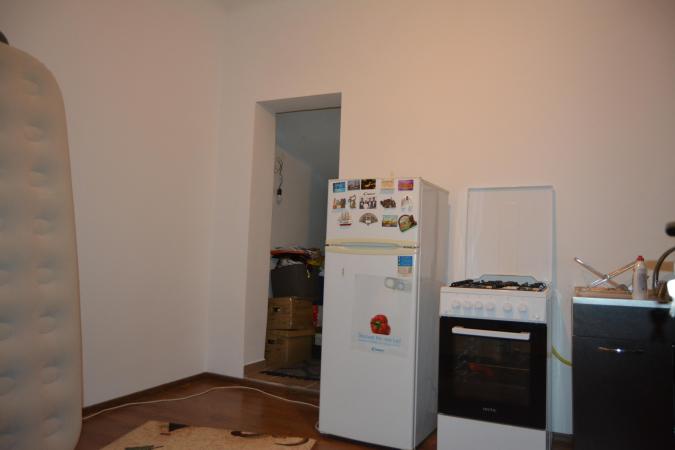 Apartament 2 camere cu curte comună, zona Icoanei