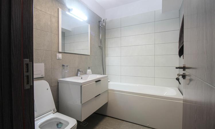 Pipera - Round About OMV - 3 Rooms - Central - Parking