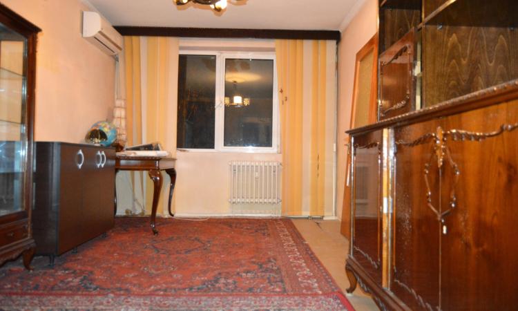 Vanzare Apartament 3 camere - Tei , Bucuresti