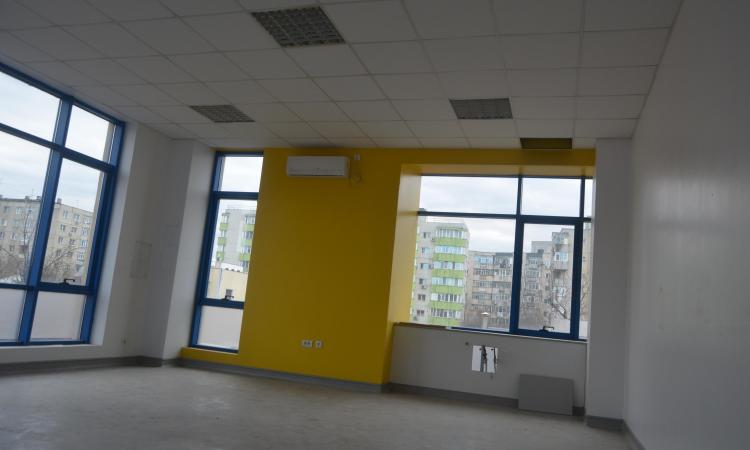 Inchiriere spatii birouri etaj.1, suprafete 15-40 mp
