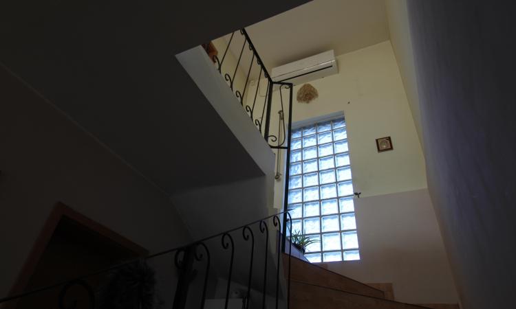 7 camere langa Padurea Baneasa - Aleea Teisani, curent trifazic