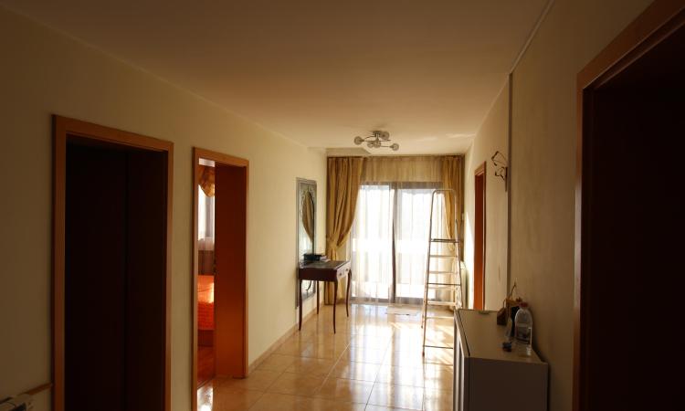 7 camere langa Padurea Baneasa - Aleea Teisani, curent trifazic