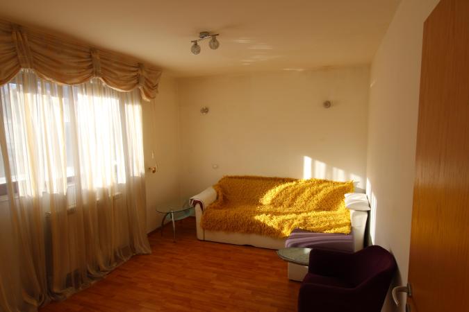 7 camere langa Padurea Baneasa - Aleea Teisani, curent trifazic