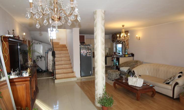 7 camere langa Padurea Baneasa - Aleea Teisani, curent trifazic