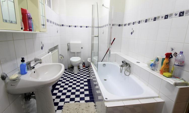 Vanzare apartament spatios 4 camere in vila zona Televiziune