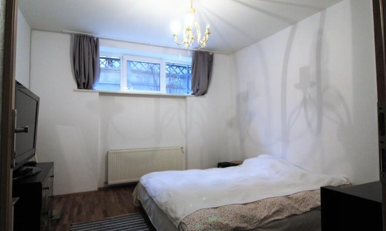 Vanzare apartament spatios 4 camere in vila zona Televiziune
