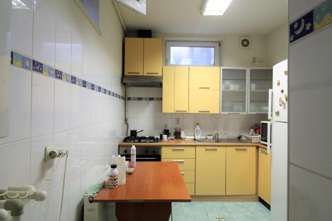 Vanzare apartament spatios 4 camere in vila zona Televiziune