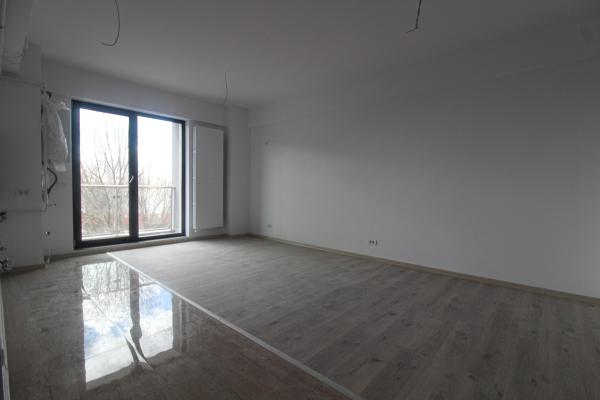 Studio Dublu - Crangasi - Finisaje Premium - Vedere spre lac -