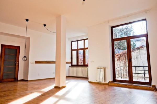 Vila Cotroceni renovata- centrala proprie - Eroilor - Opera