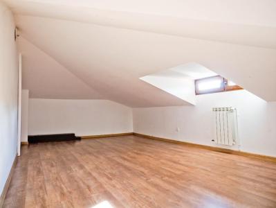 Renovated singular vila - Cotroceni- Eroilor- own yard