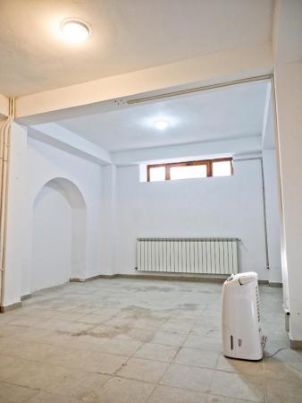 Renovated singular vila - Cotroceni- Eroilor- own yard