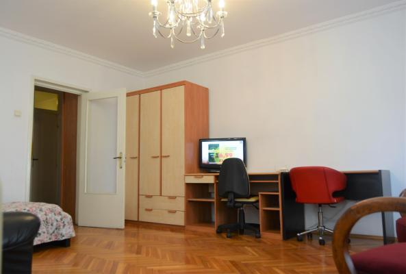 Vanzare apartament 3 camere, spatios, Barbu Vacarescu