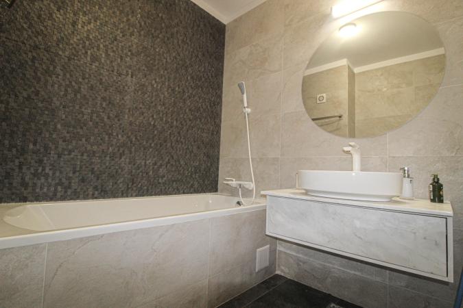 2 camere-Herastrau- complex rezidential Herastrau Parkview