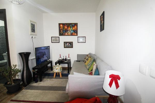 3 camere - curte proprie - Bucurestii Noi - Bazilescu