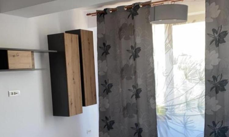 2 camere cu chiriasi 450 euro/luna - langa Stejarii