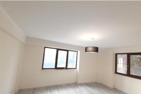 Investitie - 3 camere cu chiriasi - 700 euro/luna - Jandarmeriei - Stejarii